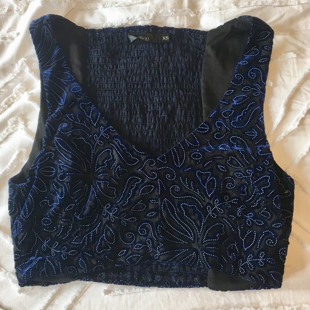LF crop top, navy blue and black